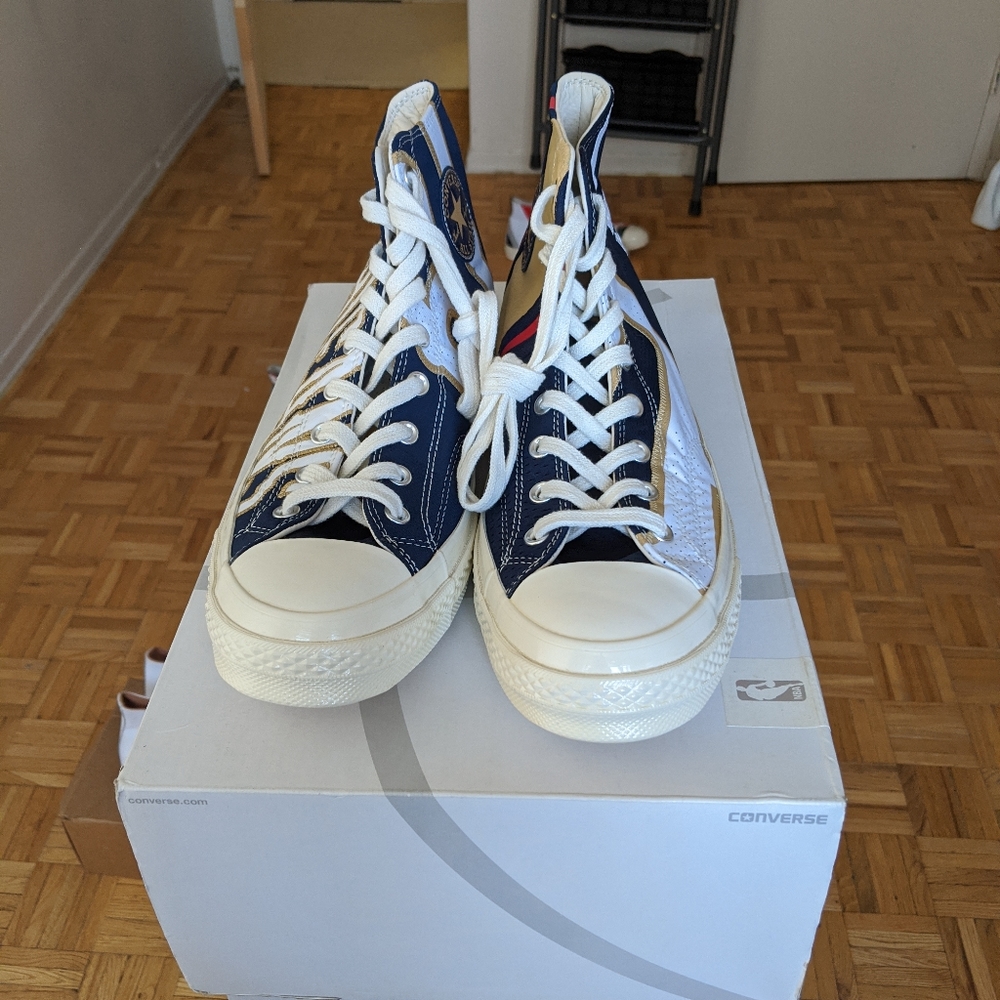 Converse - Picture 2 of 4